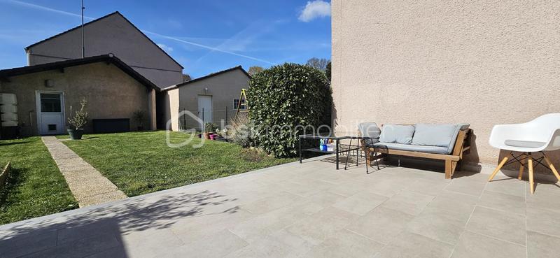 Maison - 88 m² - 4 pièces