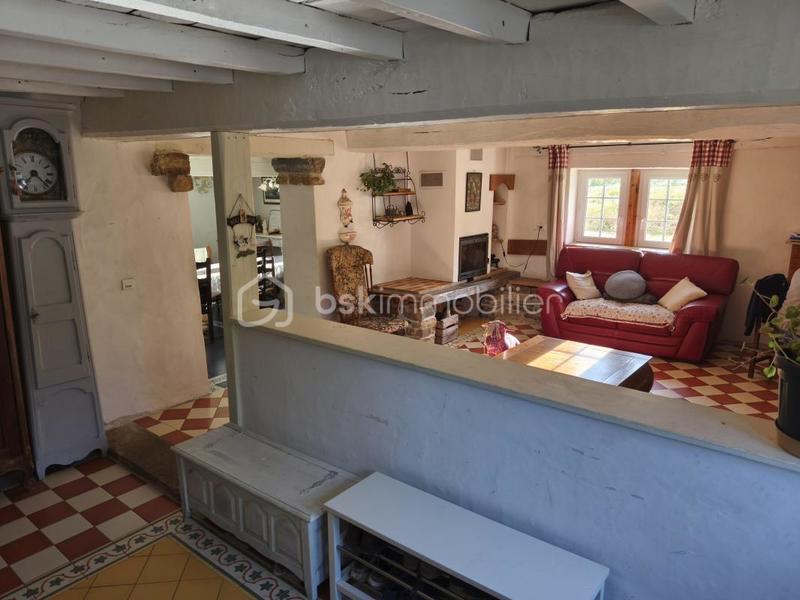 Maison - 185 m² - 8 pièces