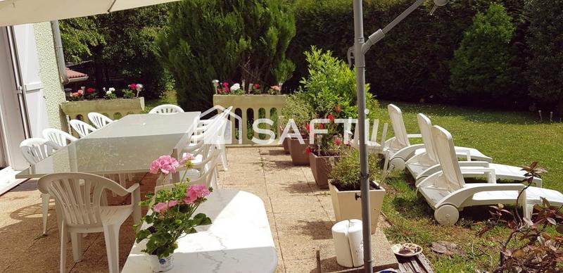 Maison - 197 m² - 7 pièces