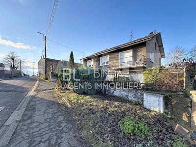 Maison - 93 m² - 6 pièces