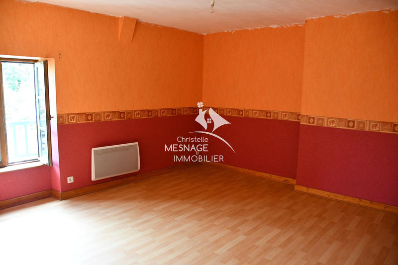 Maison en pierre - 110 m² - 5 pièces