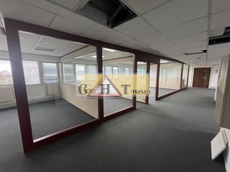 Bureau - 247 m²