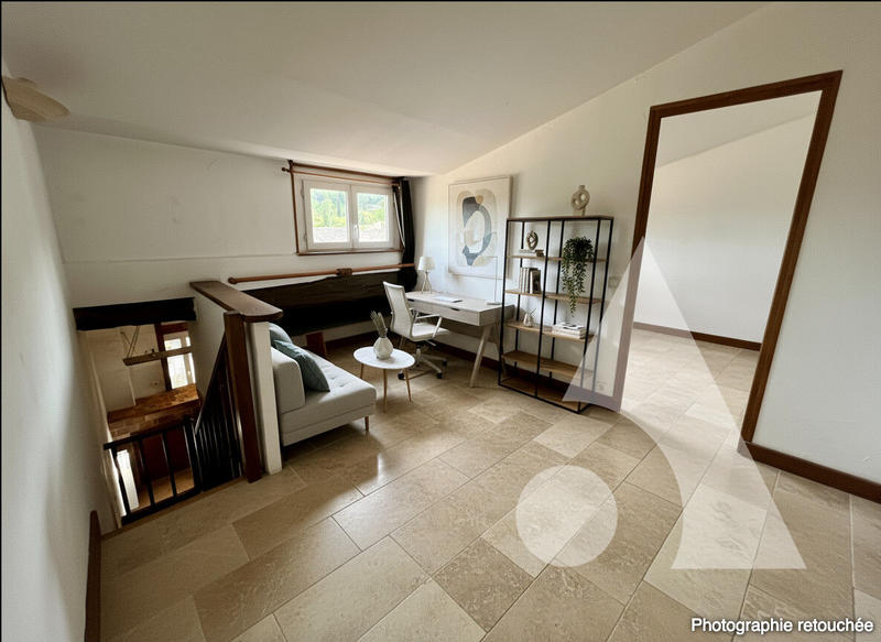 Appartement - 64 m² - 2 pièces