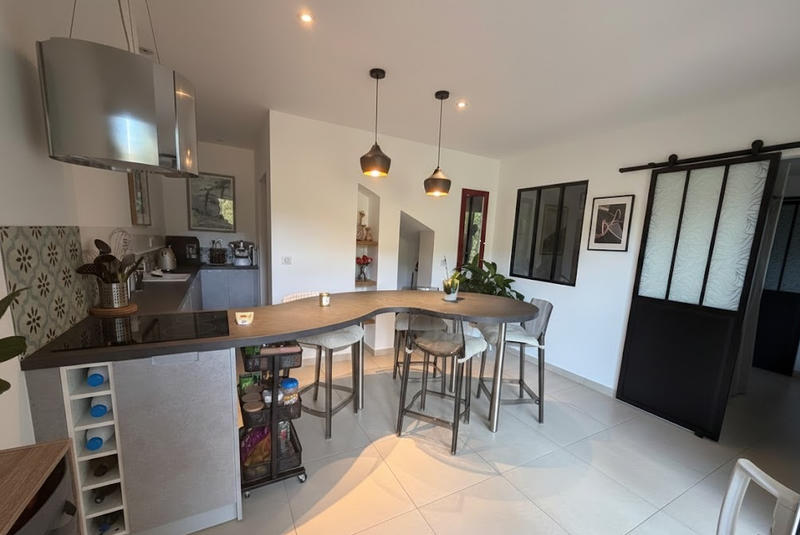 Maison - 165 m² - 6 pièces