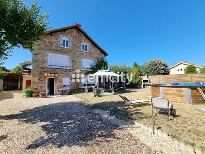 Maison - 234 m² - 13 pièces