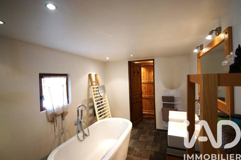 Maison - 87 m² - 4 pièces