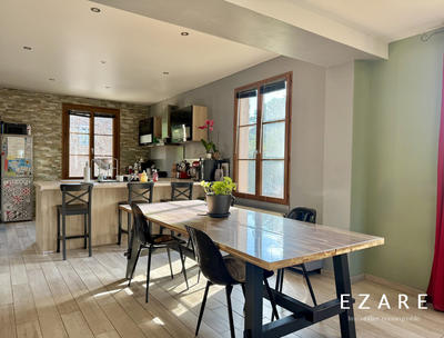 Maison - 122 m² - 6 pièces