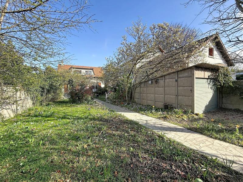 Maison - 110 m² - 5 pièces