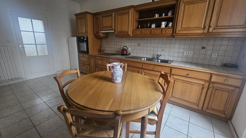 Maison - 140 m² - 6 pièces