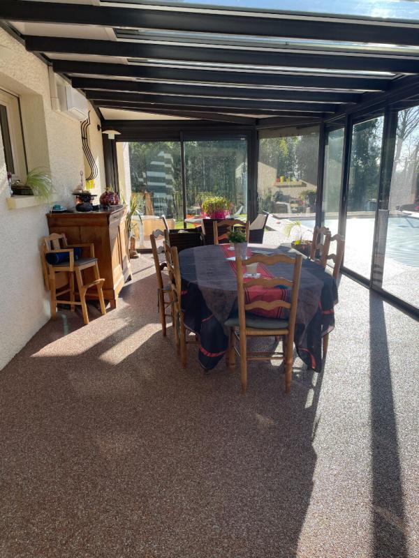 Maison - 221 m² - 10 pièces