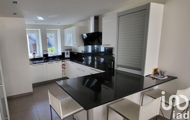 Maison - 161 m² - 5 pièces