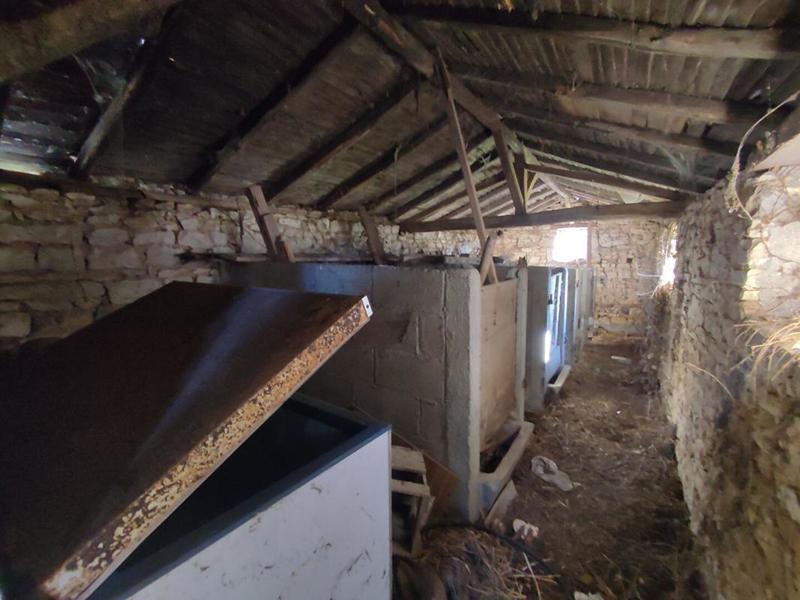 Grange - 46 m² - 2 pièces