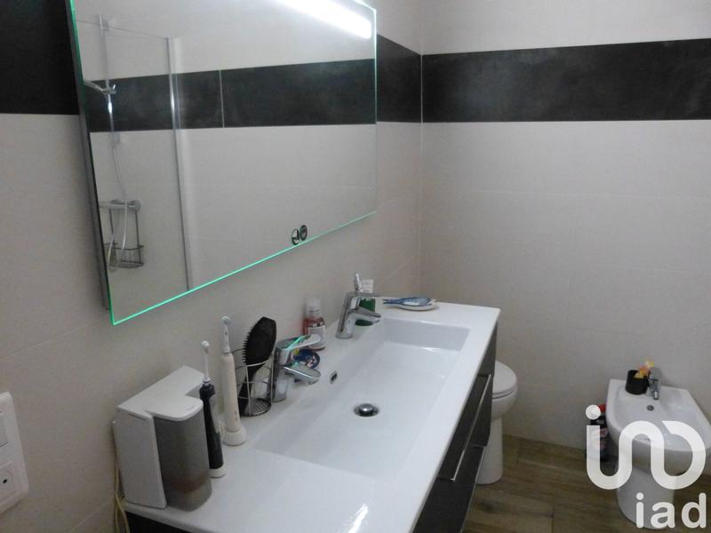 Appartement - 82 m² - 3 pièces