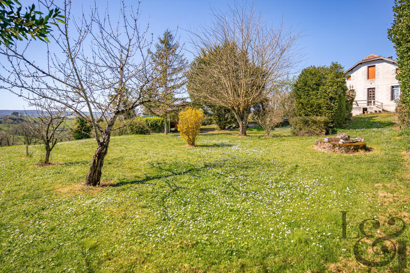 Maison - 96 m² - 4 pièces