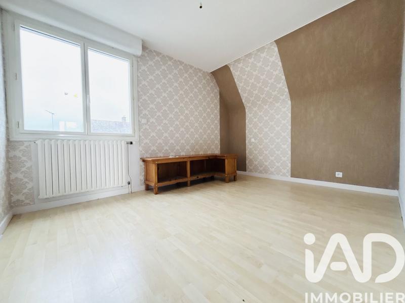 Maison - 162 m² - 8 pièces