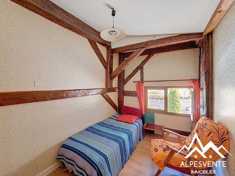 Maison - 118 m² - 8 pièces