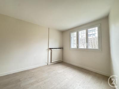 Appartement - 86 m² - 4 pièces