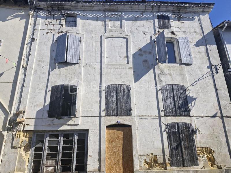 Immeuble - 375 m² - 15 pièces