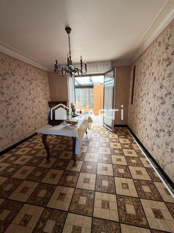 Maison - 98 m² - 6 pièces