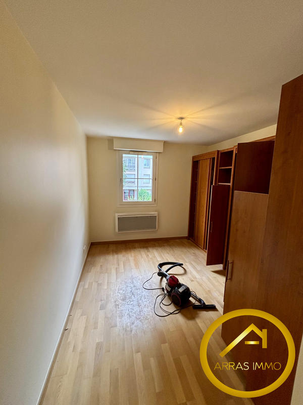 Appartement - 90 m² - 3 pièces