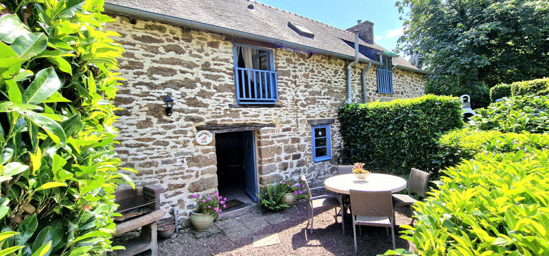 Maison - 315 m² - 13 pièces