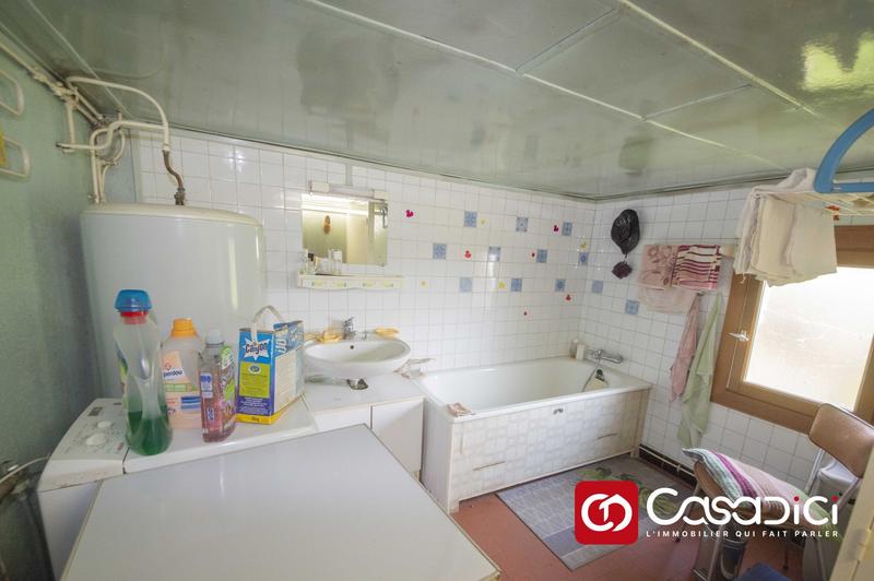 Maison - 98 m² - 5 pièces