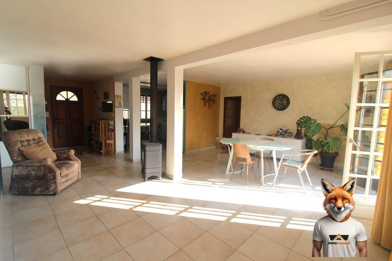Maison - 165 m² - 8 pièces