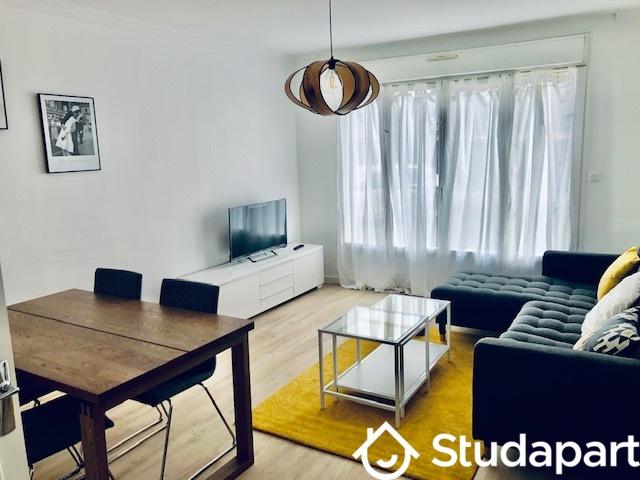 Chambre - 14 m² - 1 pièce