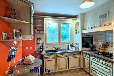 Villa - 170 m² - 8 pièces