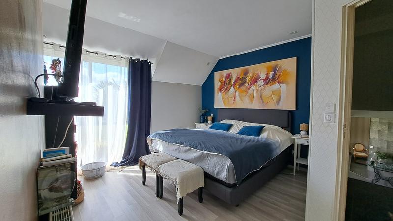 Maison contemporaine - 240 m² - 8 pièces