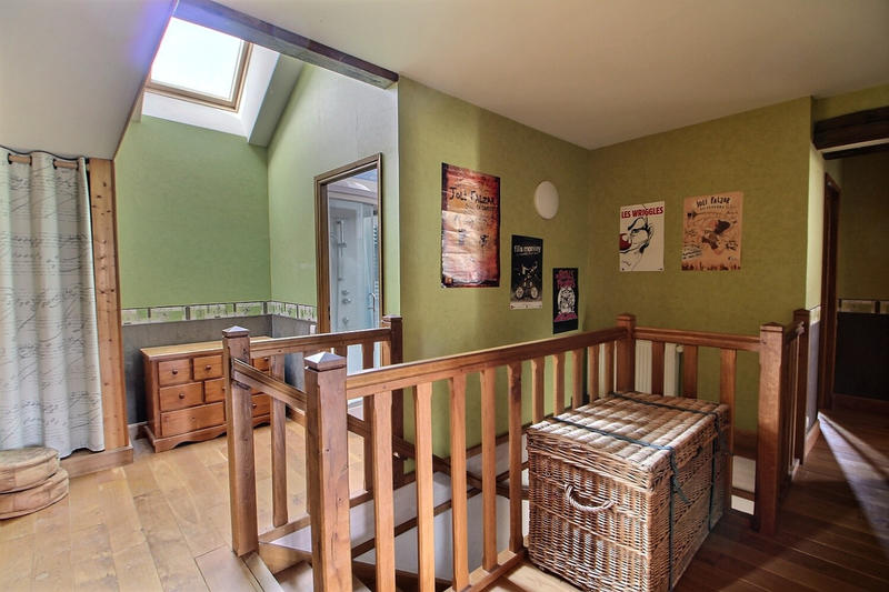 Longère - 215 m² - 9 pièces