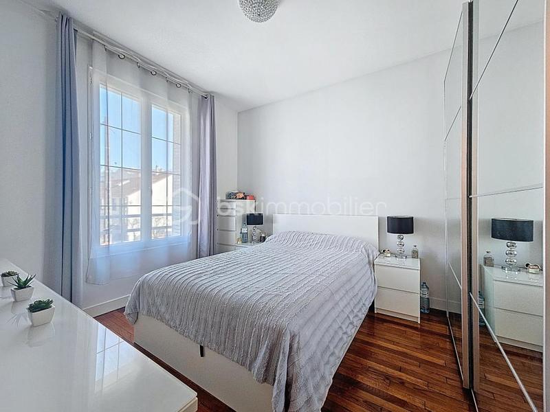 Pavillon - 82 m² - 4 pièces