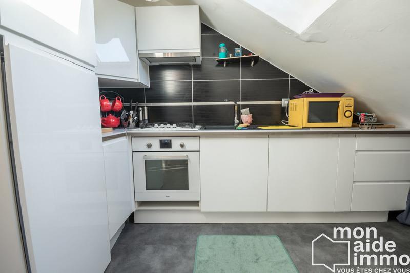 Maison traditionnelle - 210 m² - 7 pièces