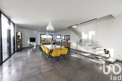 Maison - 165 m² - 6 pièces