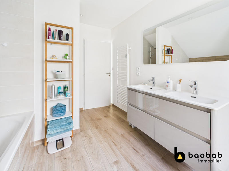 Maison - 113 m² - 4 pièces