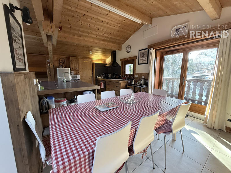 Loft - 140 m² - 5 pièces