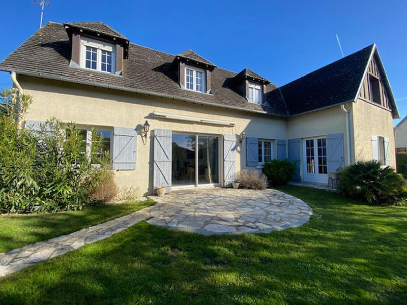 Maison - 175 m² - 7 pièces