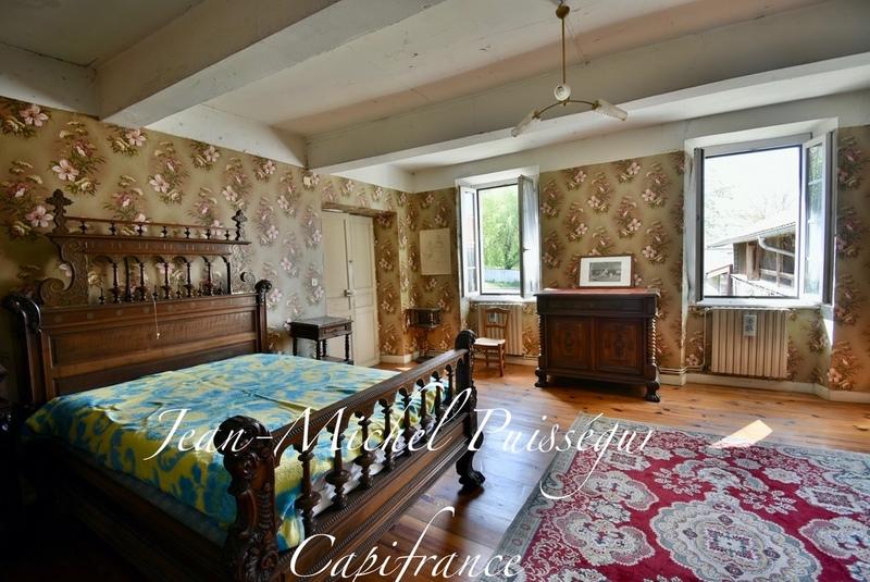 Immeuble - 220 m² - 14 pièces