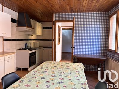 Maison - 92 m² - 4 pièces