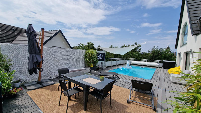 Maison - 150 m² - 6 pièces