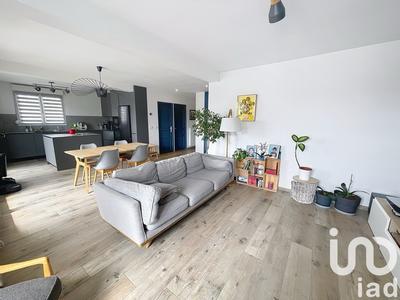 Appartement - 93 m² - 5 pièces