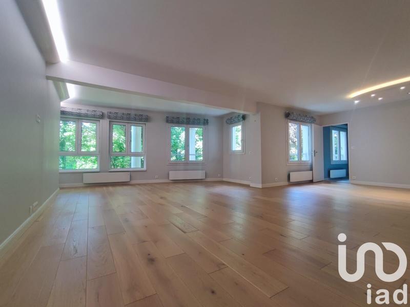 Appartement - 128 m² - 5 pièces