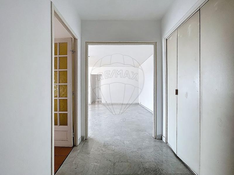 Appartement - 102 m² - 5 pièces