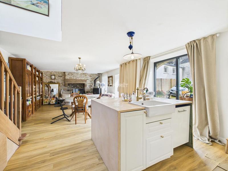 Maison - 95 m² - 3 pièces