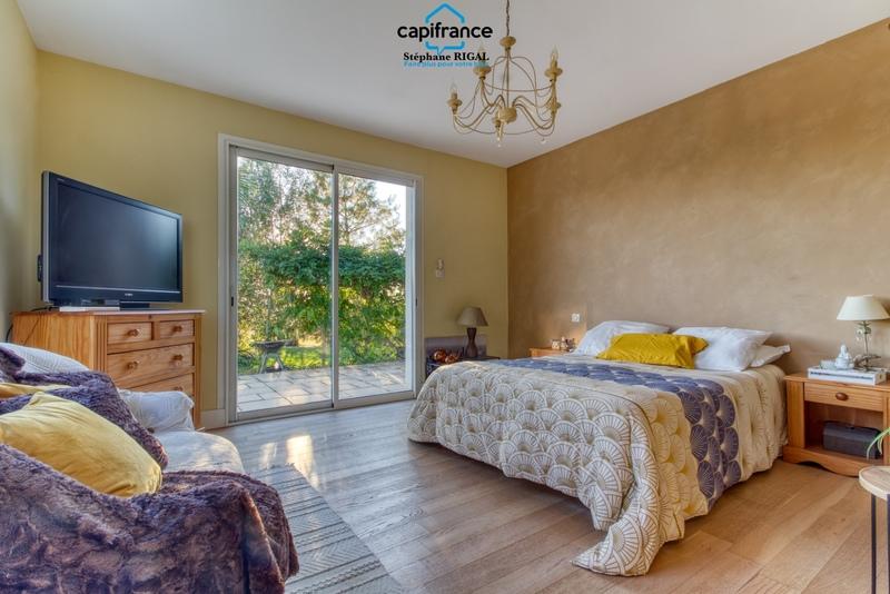 Propriété - 190 m² - 6 pièces