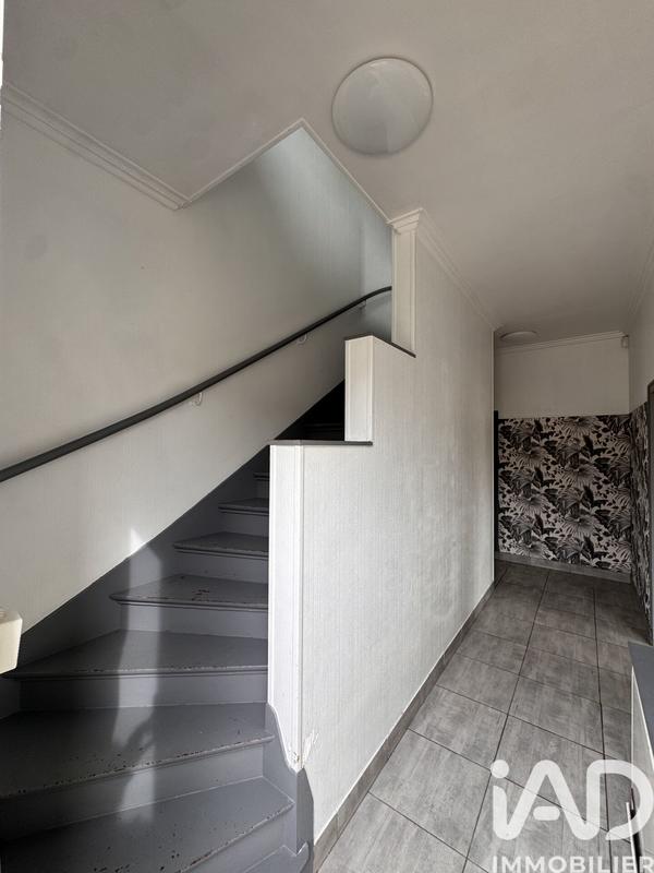 Maison - 180 m² - 8 pièces