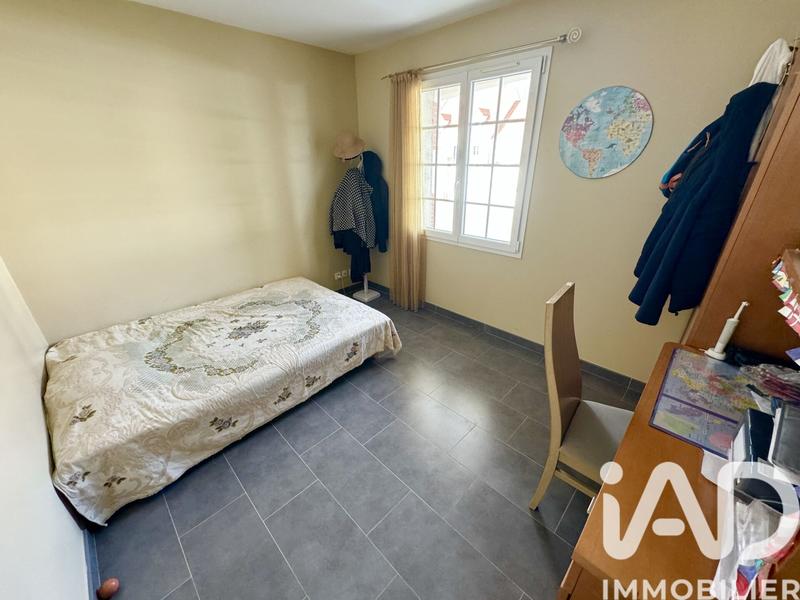 Maison - 180 m² - 7 pièces