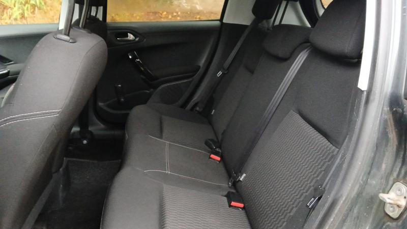 Peugeot 208 1.2 PureTech 82 Style