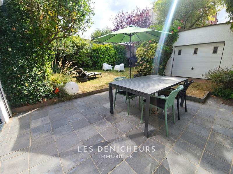 Maison bourgeoise - 204 m² - 8 pièces