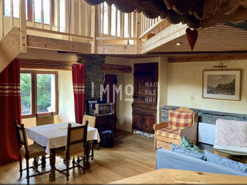 Maison - 107 m² - 5 pièces